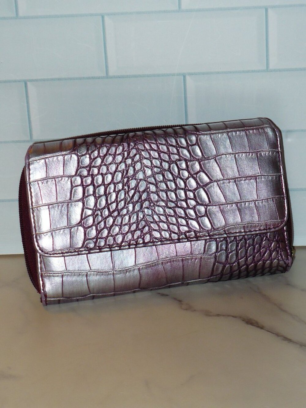 Safe Keeper Women's Wallet Organizer Clutch RFID Shiny Pink Faux Leather Trifold